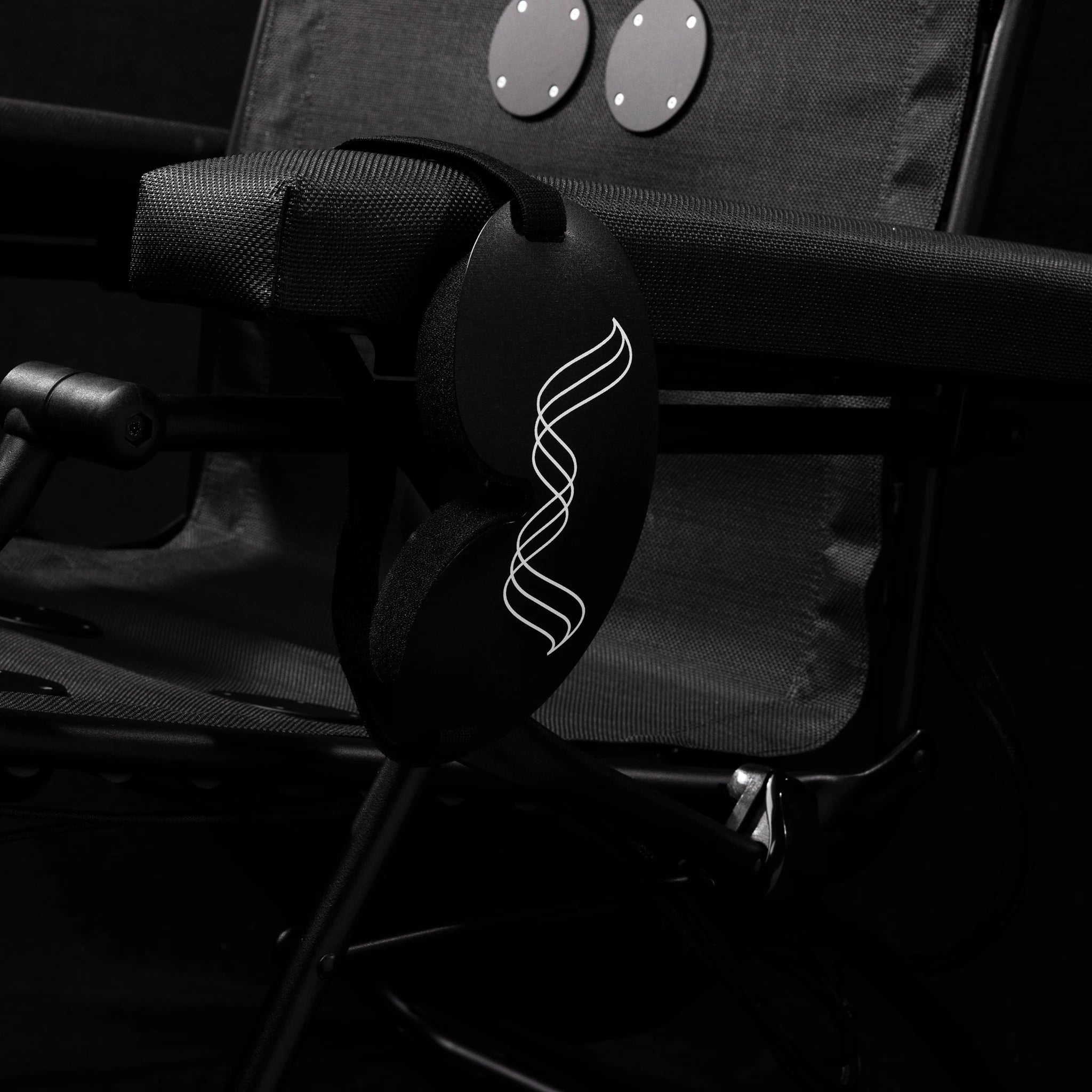 Shiftwave Pro eye mask close up