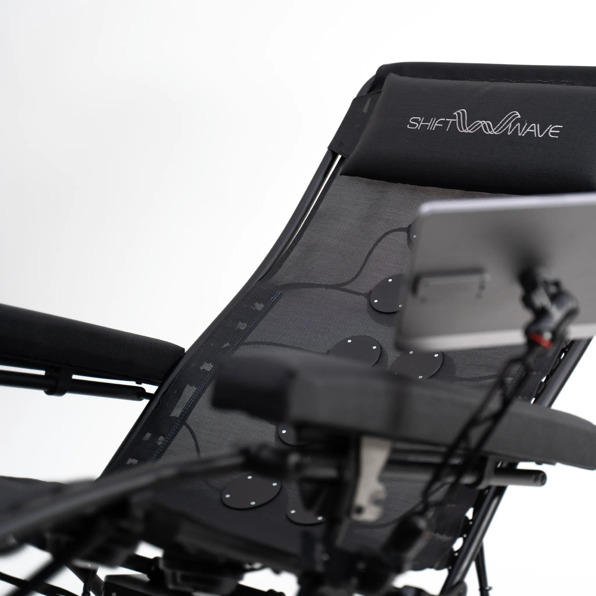 Shiftwave Pro up close with iPad